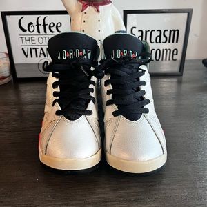 2015
Air Jordan 7 GS 'Verde'